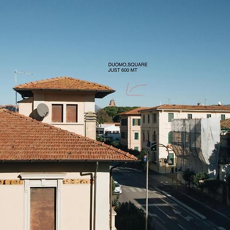 Bonanno Street Tower Free Parking Hotel Pisa Exterior photo